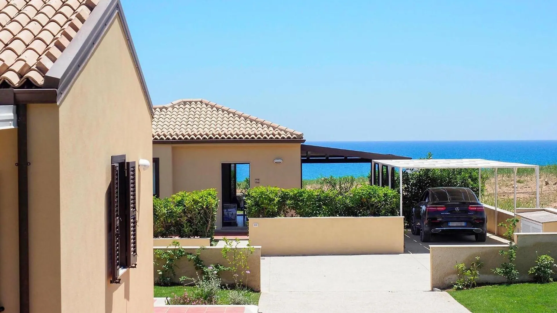 Lovely Home In Marina Di Modica With Kitchenette