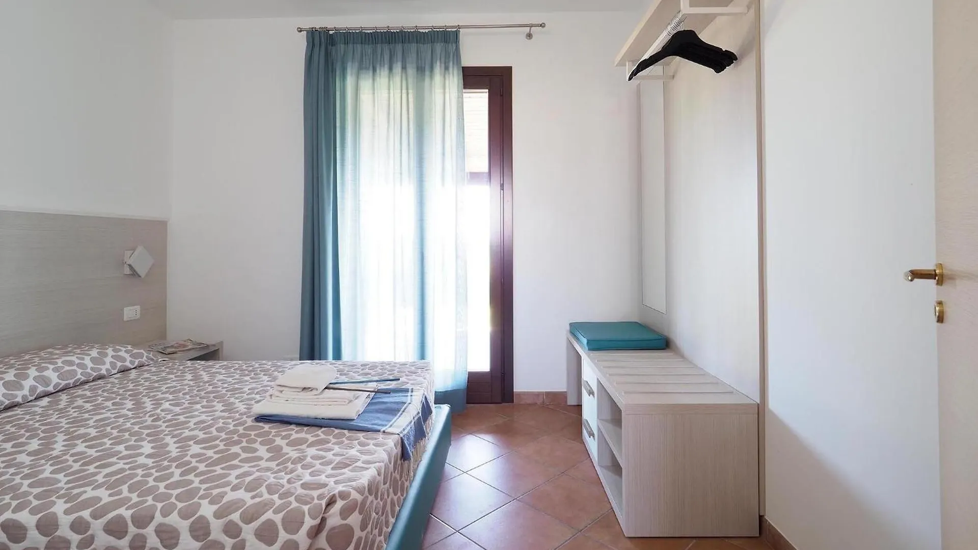 Lovely Home In Marina Di Modica With Kitchenette 0*,